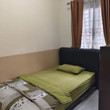 Bajorah Homestay Лембанг Екстер'єр фото